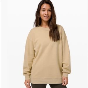 Lululemon perfectly oversized crew 10